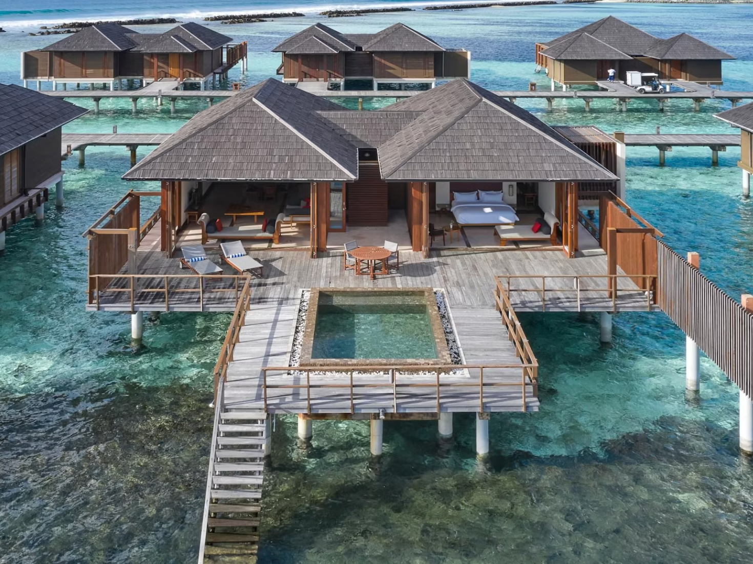One-bedroom Ocean Suite